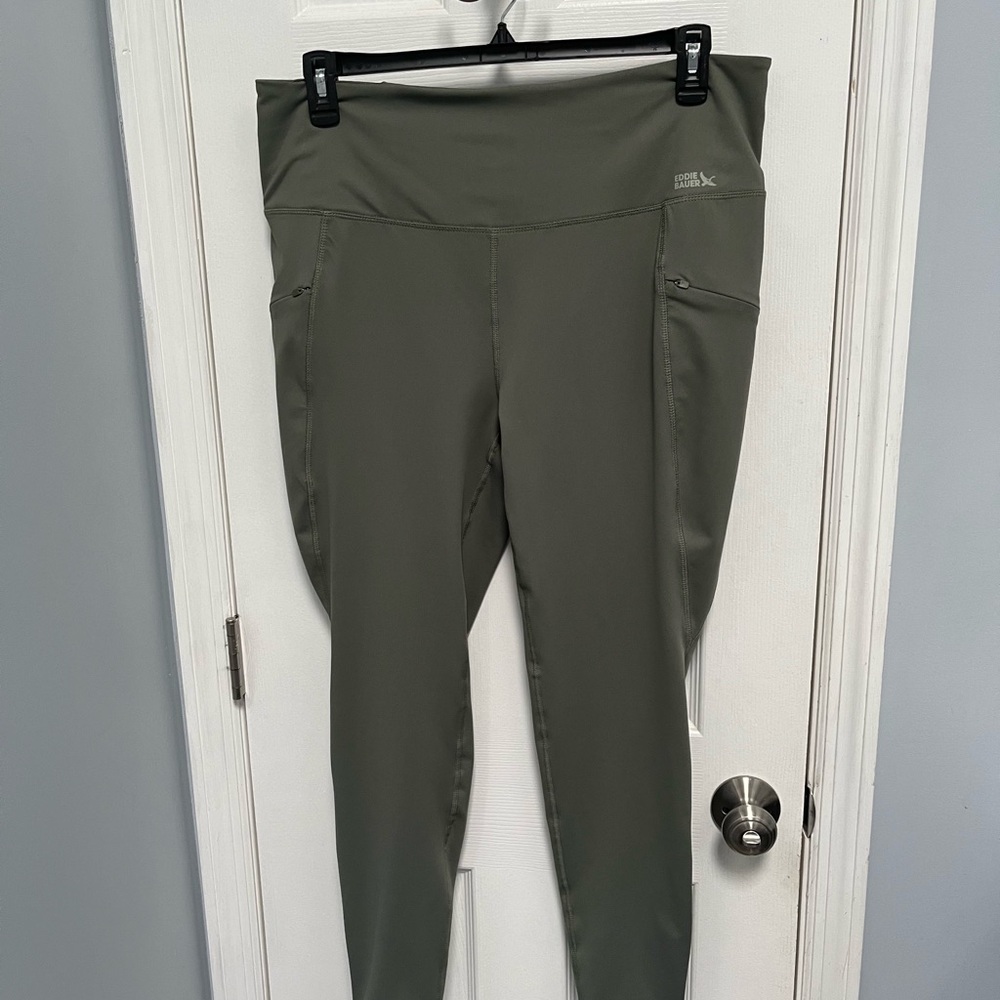 Eddie Bauer Green Trail Tight Leggings Pants Womens size XL Outdoors